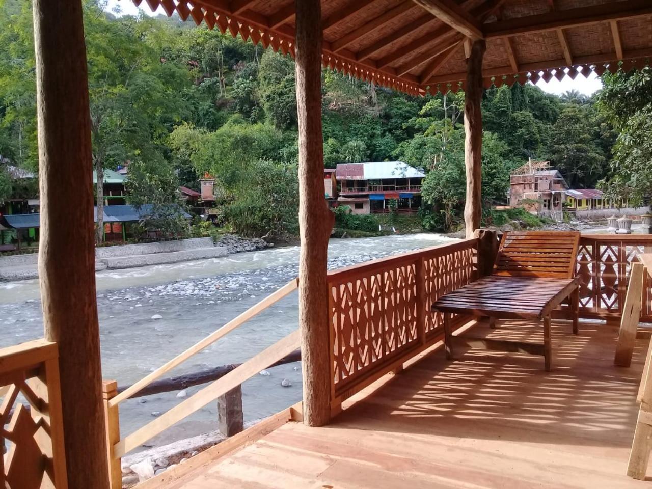 Rambai Tree Jungle Lodges Bukit Lawang Exteriör bild