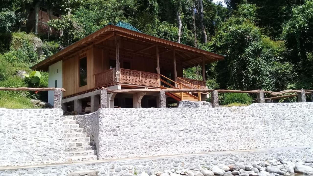 Rambai Tree Jungle Lodges Bukit Lawang Exteriör bild