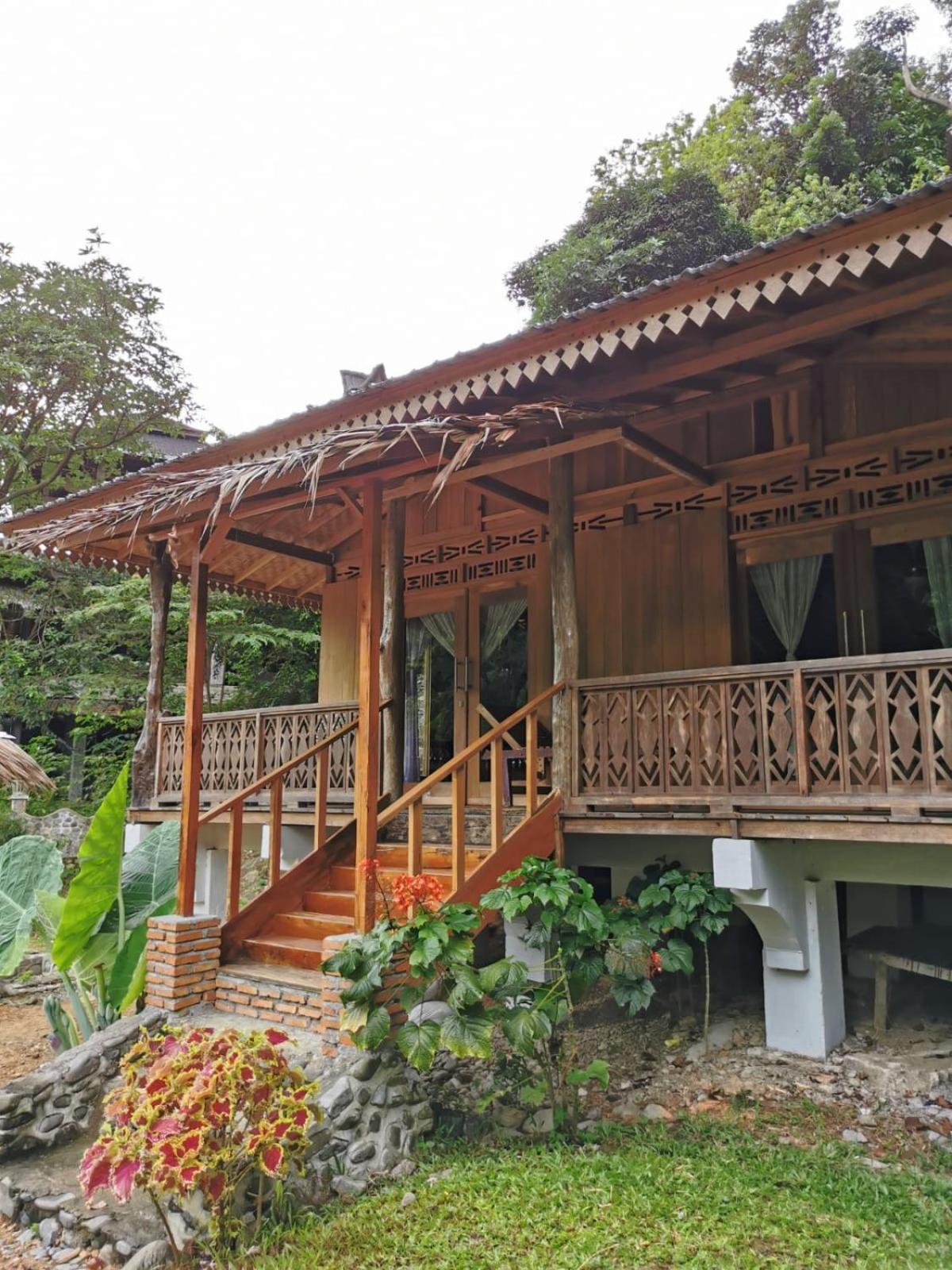 Rambai Tree Jungle Lodges Bukit Lawang Exteriör bild